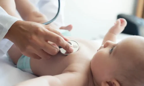 Jakie zaburzenia diagnozuje neurolog dziecięcy?